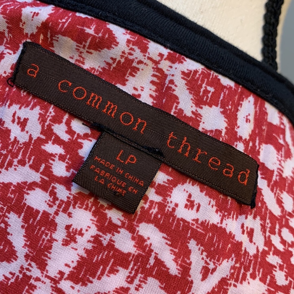 A COMMON THREAD - Picture 5 of 7